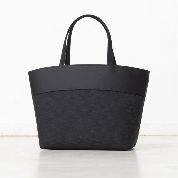 慶弔両用】たっぷり容量のトートバッグ ・ブラック｜東京ソワール