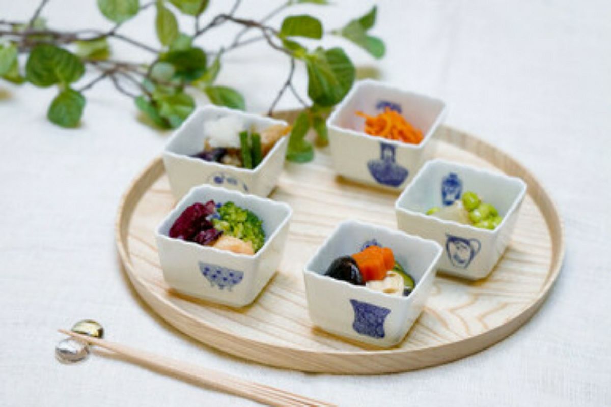 ブルーチャイナ 桔梗小付揃 | 有田焼 深川製磁｜公式オンラインストア