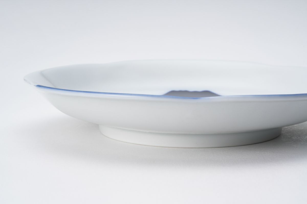 瑠璃富士白金蕨 5寸皿 | 有田焼 深川製磁｜公式オンラインストア