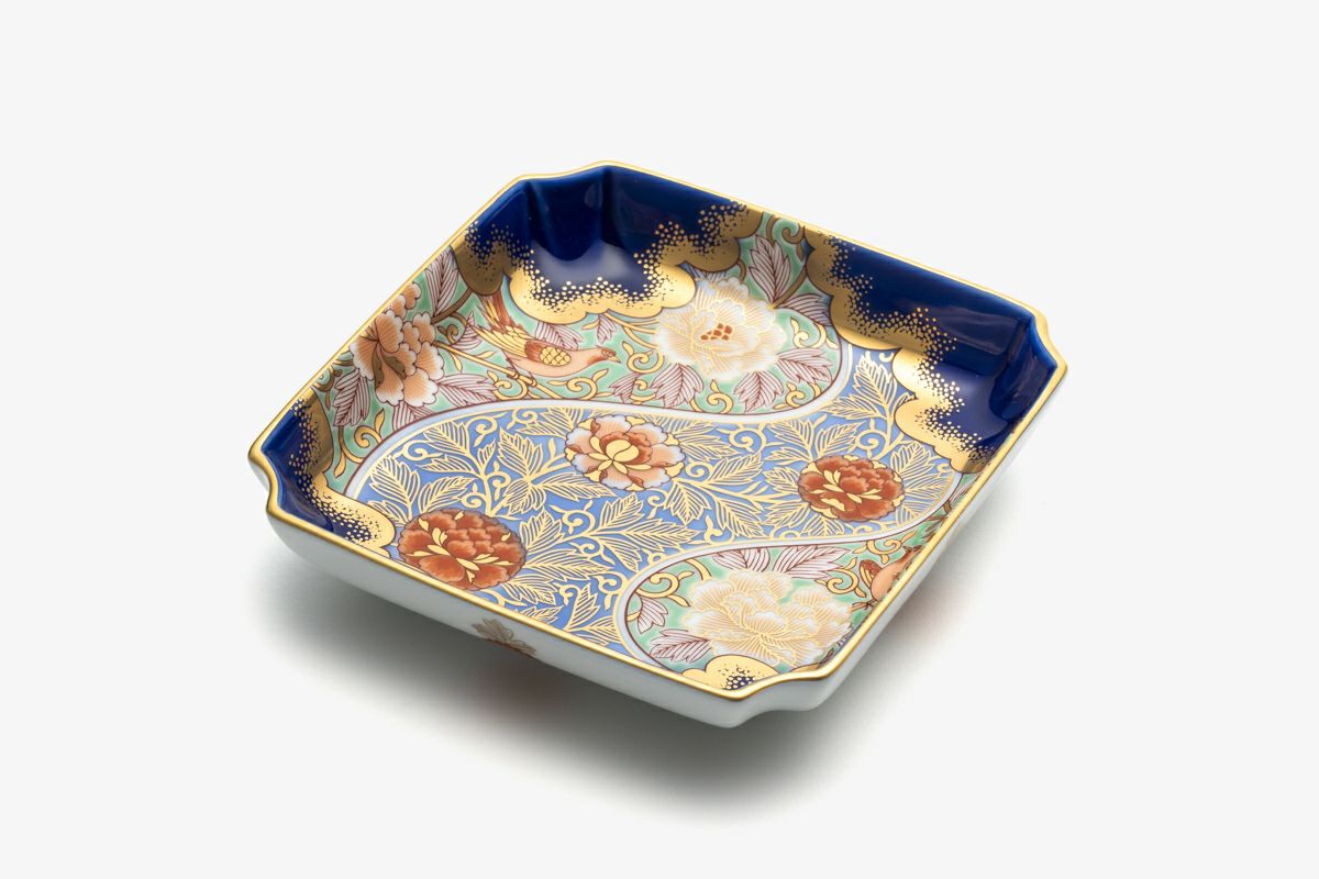 古伊万里牡丹金ミル瑠璃色 飾皿 | 有田焼 深川製磁｜公式オンラインストア