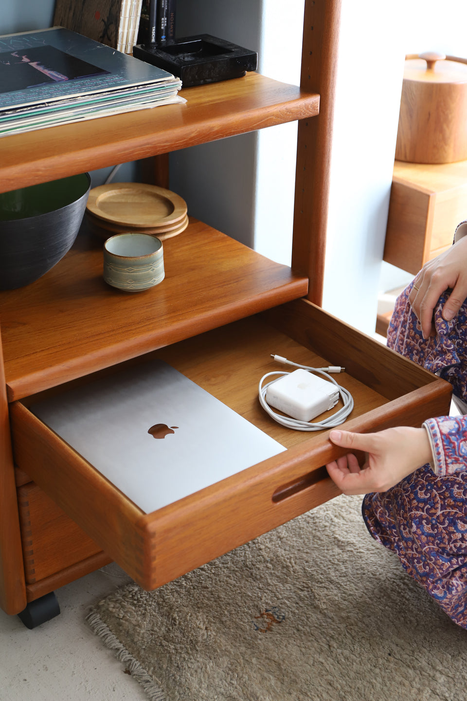 デンマークヴィンテージ トロリー ワゴン シェルフ チーク材 北欧家具