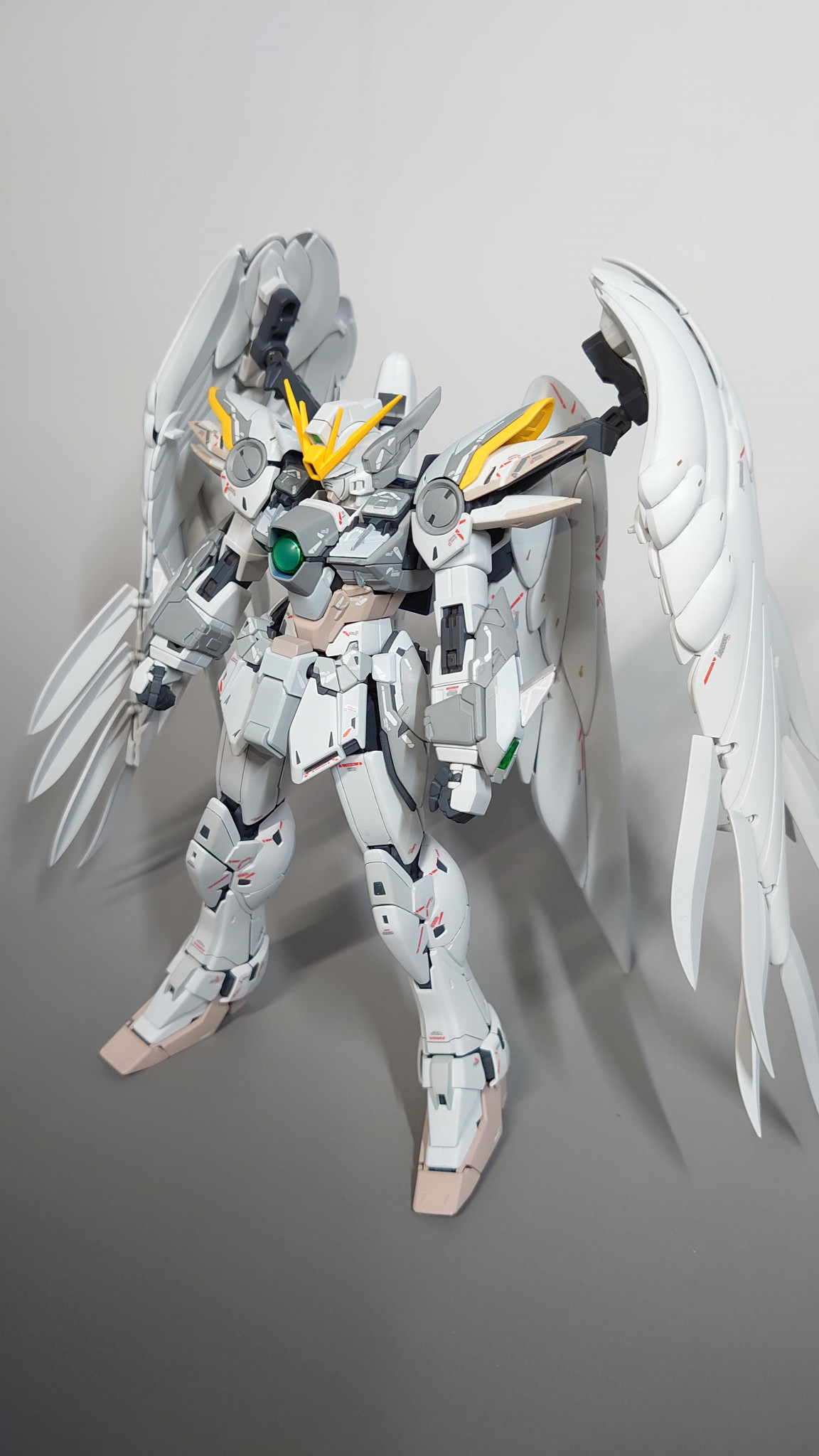 1/100 MG ウィングガンダムゼロカスタムver.ka(スノーホワイト