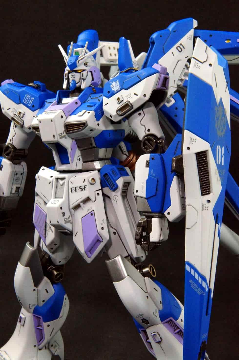 HGをディテールアップ「Hi-νガンダム」増加装甲など｜とおるさんの