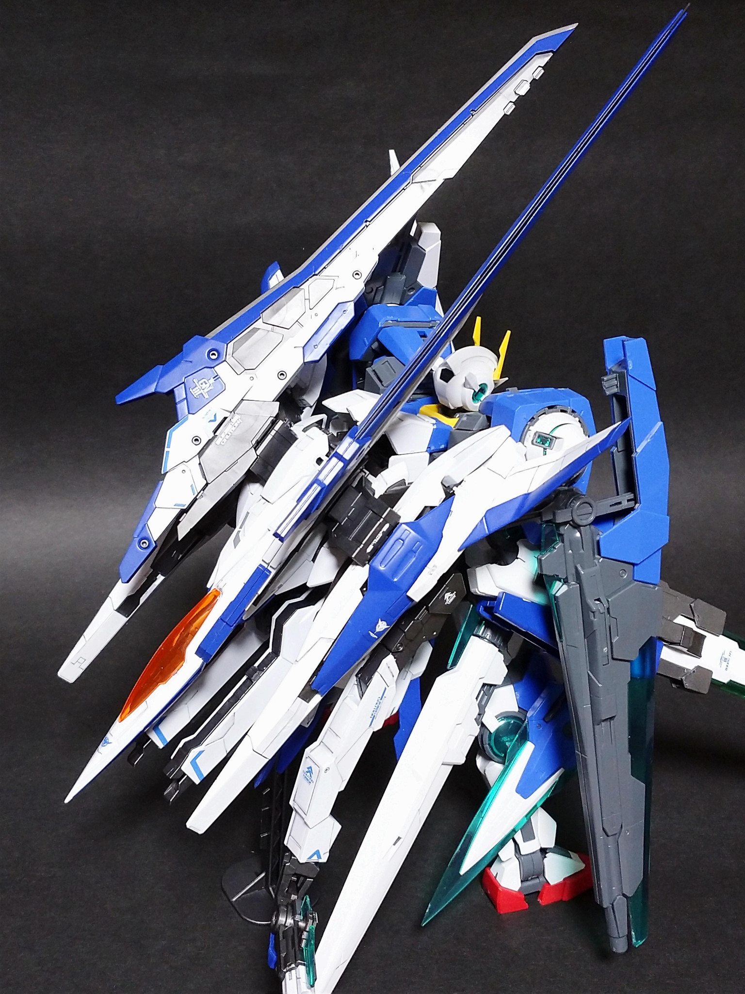 MG ダブルオーザンライザー+セブンソード/G｜のーきさんのガンプラ作品