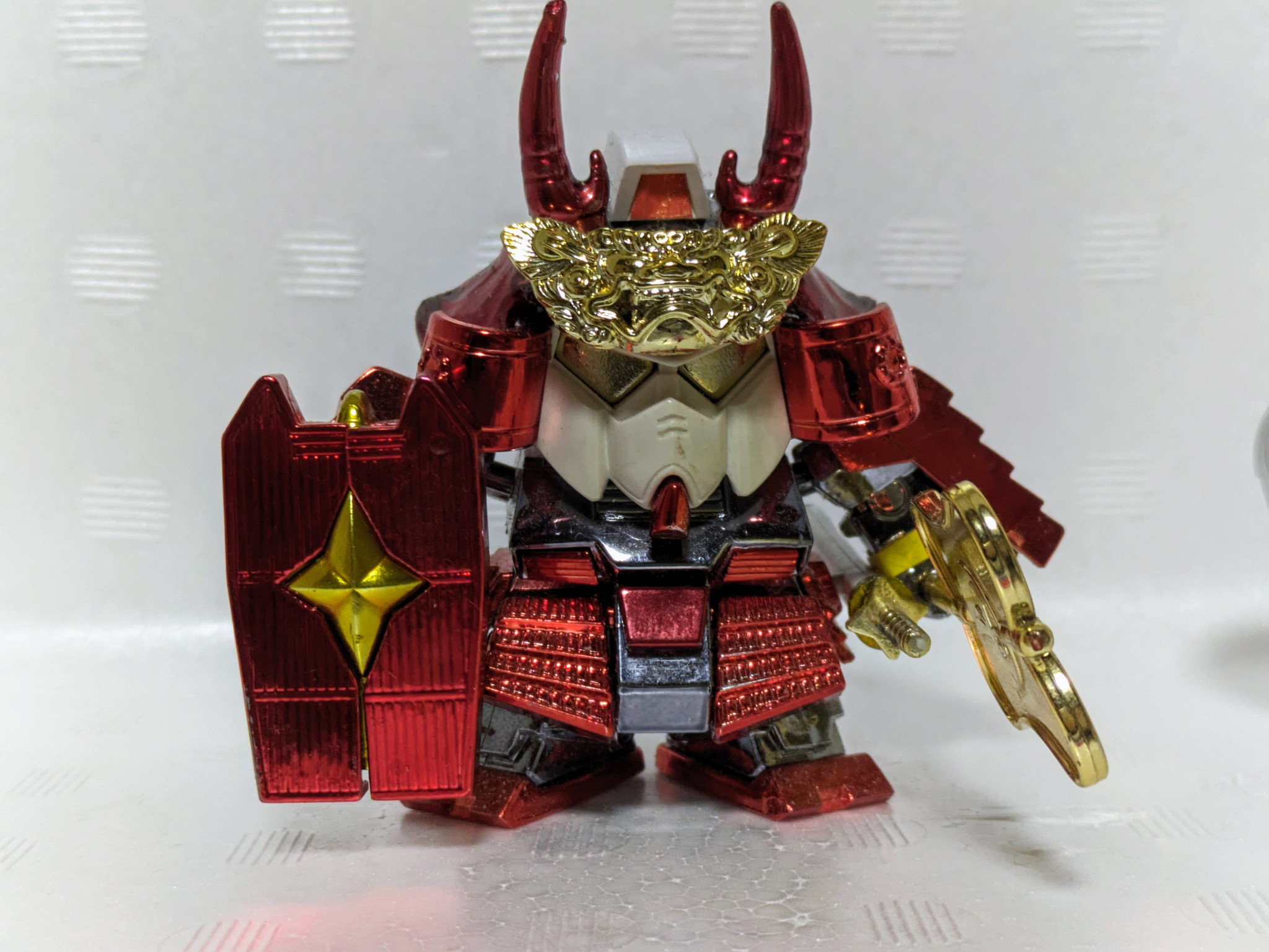 メッキ塗装 元祖SDガンダム 天と地とすぺしゃる｜maasaさんのガンプラ