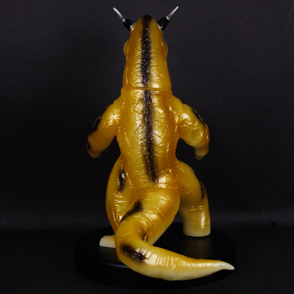 1月30日(火)12時より受注受付開始】【ブルマァク】エレキング(蓄光