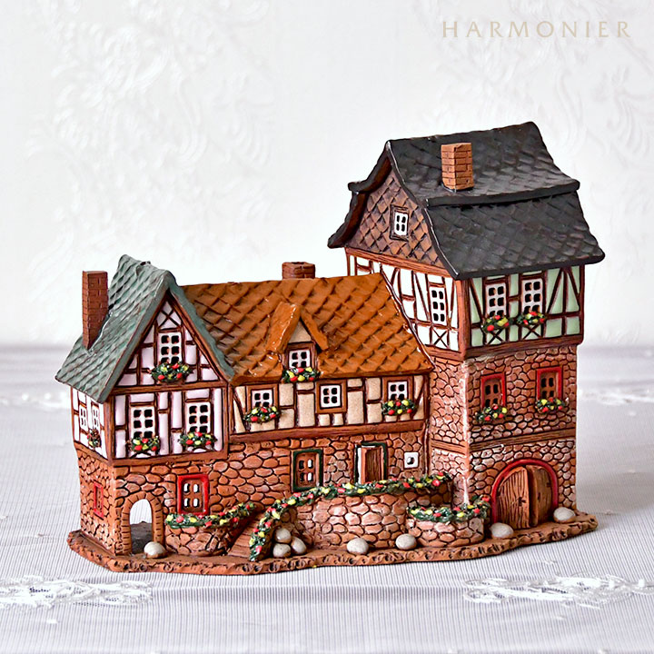 リトアニア製キャンドルハウス/木骨造り 三連結の家｜クリスマス雑貨の