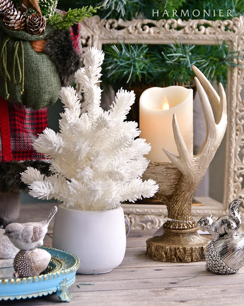 LEDホワイトテーブルツリー30cm※USB仕様｜クリスマス雑貨の通販