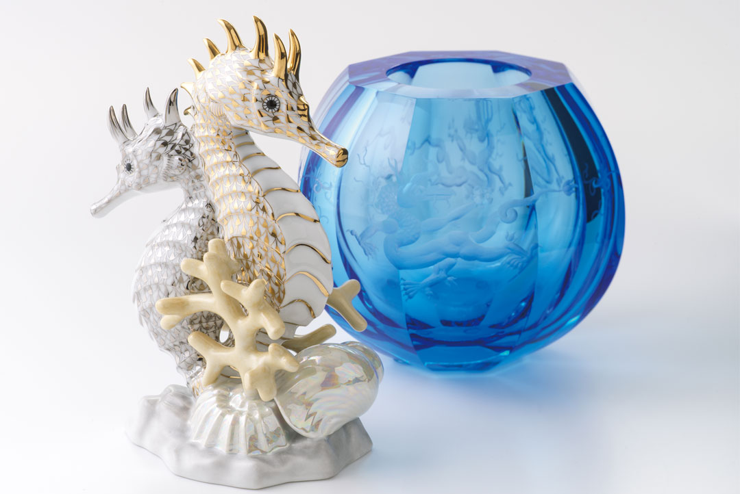 水辺のフィギュリン