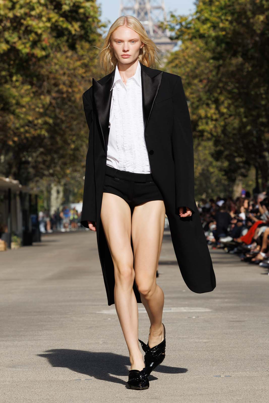 Stella McCartney 2024年サマーコレクション | HIGHSNOBIETY.JP