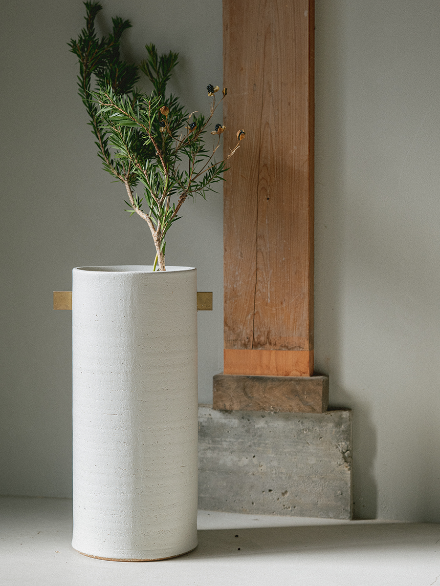 TEOKE stand | HIJICA | 焼物の産地「信楽」から発信する陶器の