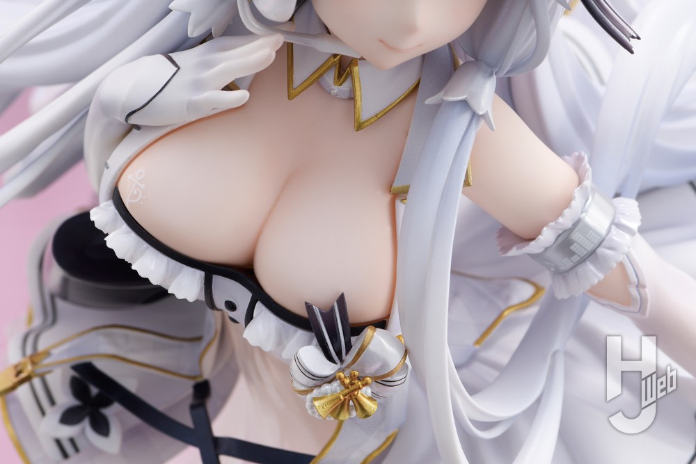 大ボリュームの滑走路も微細に再現！ ロイヤルKAN-SEN・イラストリアス