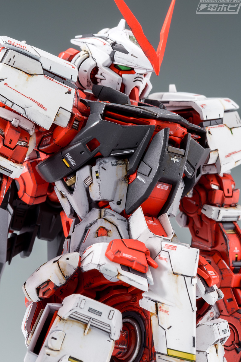 ガンプラ「MG ガンダムアストレイレッドフレーム」の素体を活かしつつ