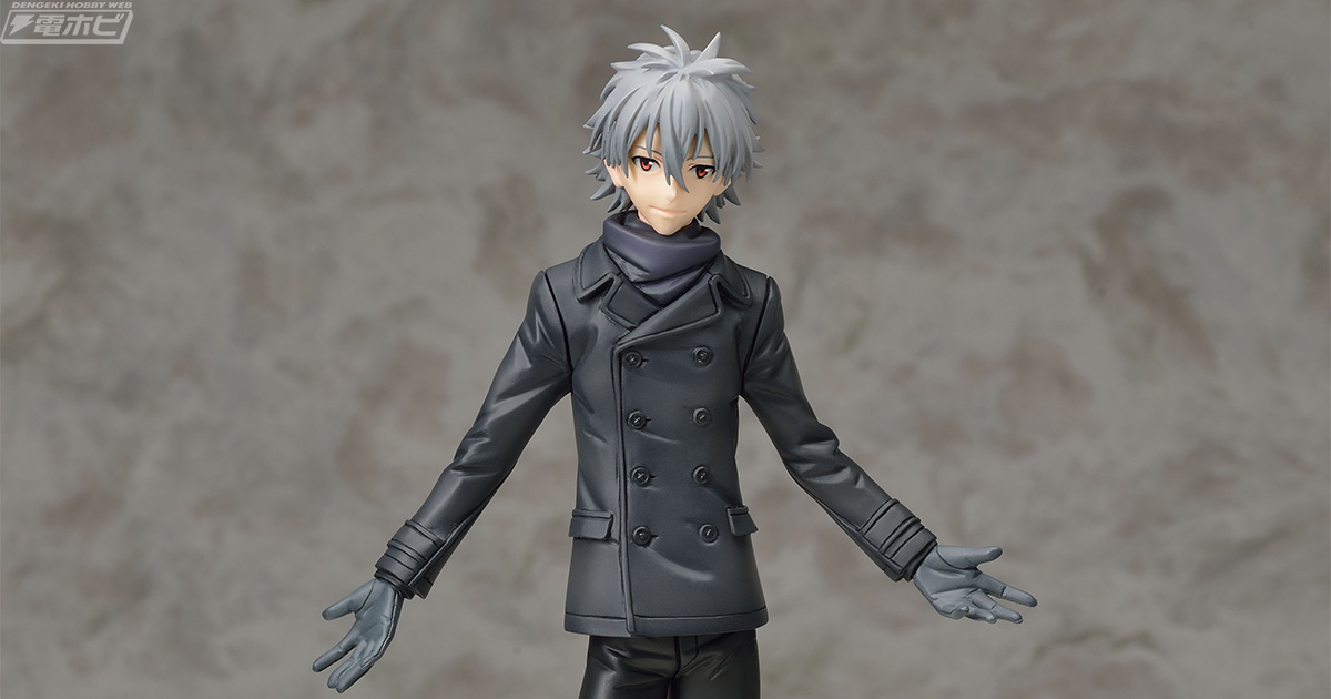 新世紀エヴァンゲリオン』コート姿で微笑む貞本義行コミック版の渚