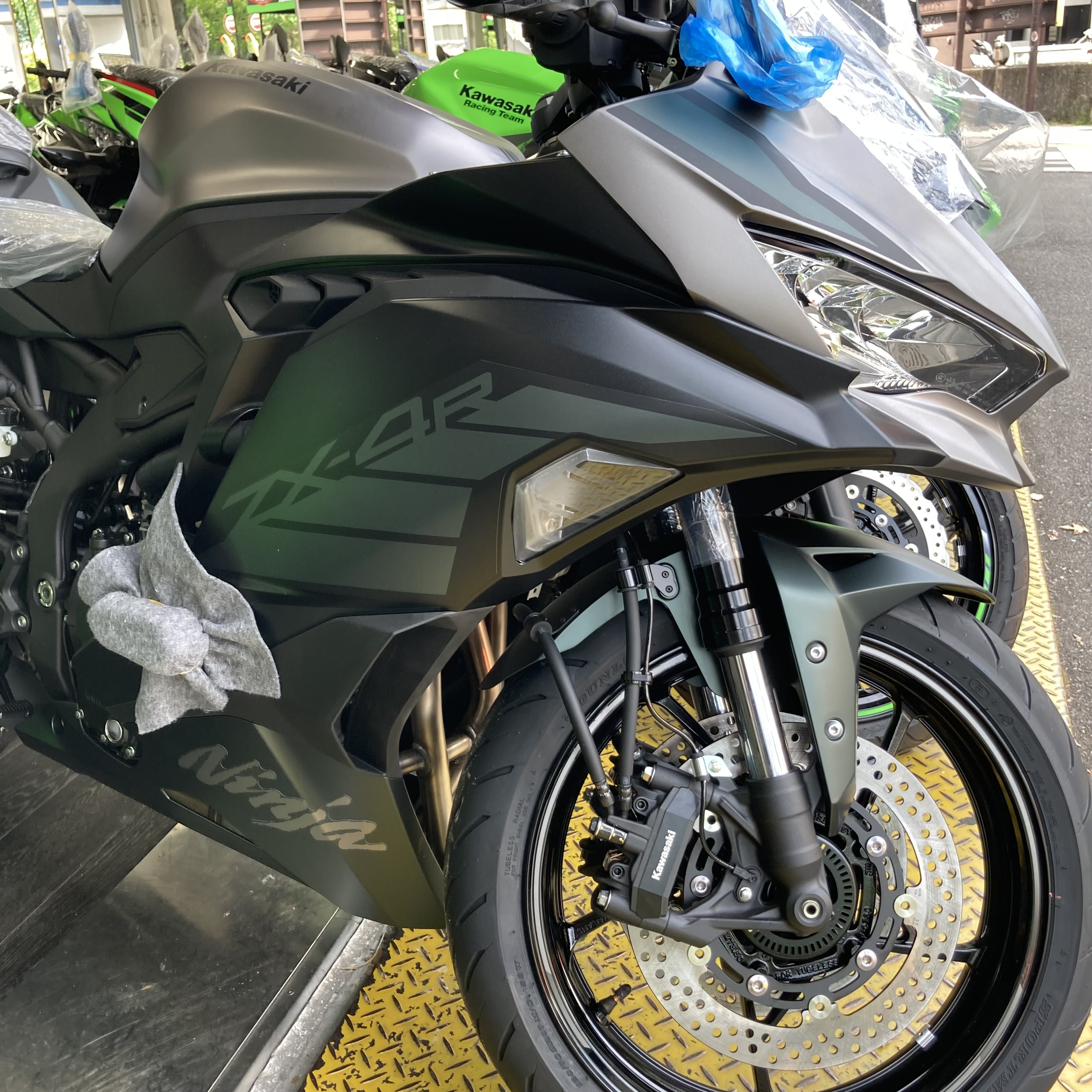 カワサキ》ZX4Rの2025年モデル入荷！！今後の入荷状況のお知らせ