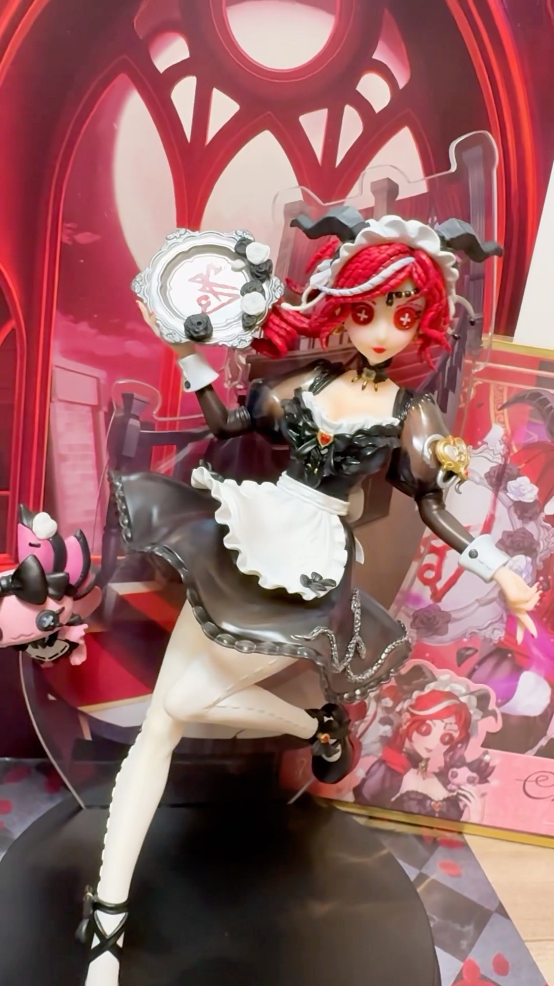 I opened the contents of the Priestess' limited offline pack