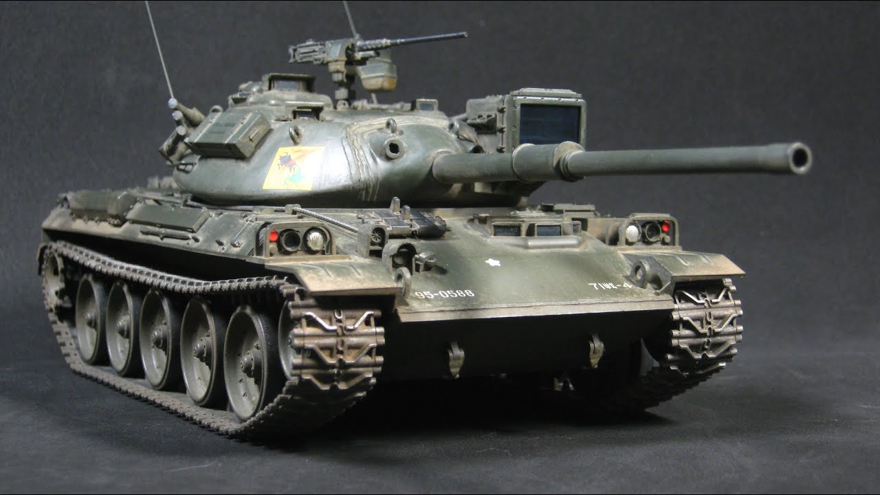 タミヤ 1/35 陸上自衛隊 74式戦車 プラモデル 制作動画 - YouTube