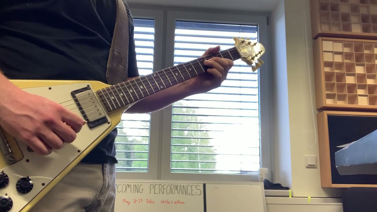 The best Japanese Lawsuit Flying V 1980 Burny RFV-75 - YouTube