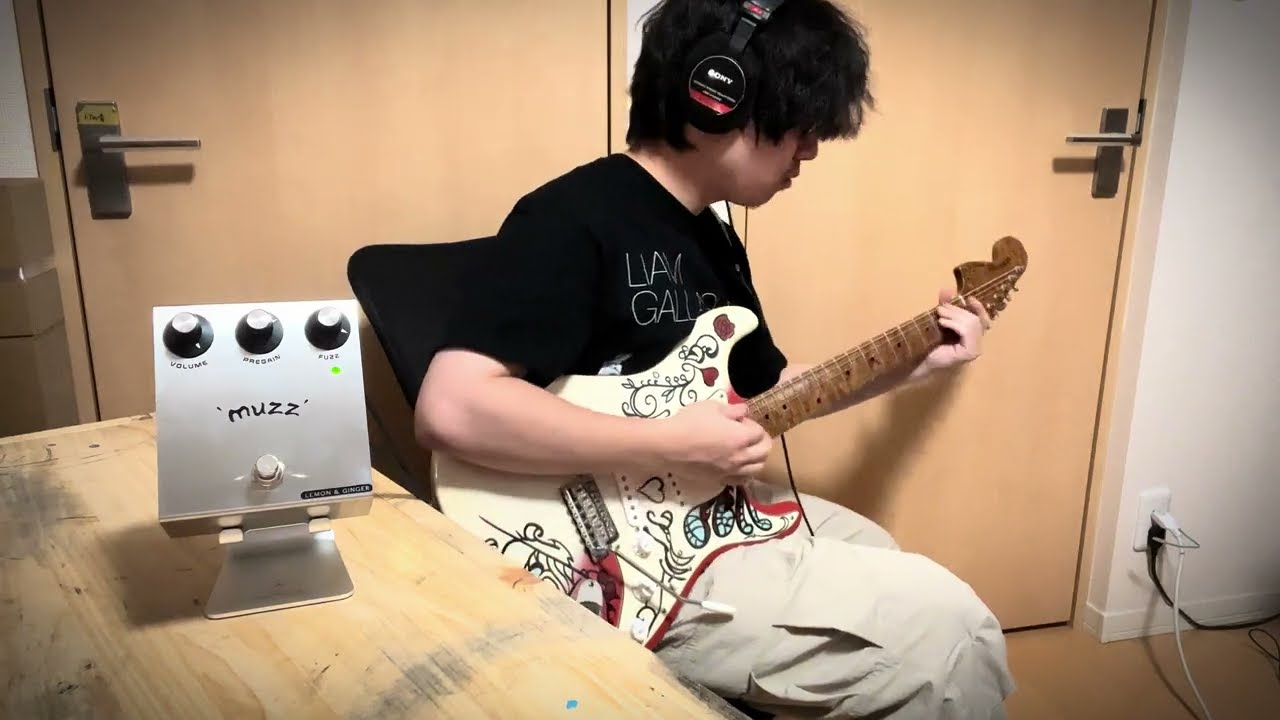New Fuzz Pedal demo② Lemon & Ginger “ muzz “ - YouTube