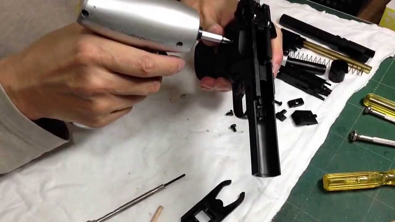 MEUピストル分解 - YouTube