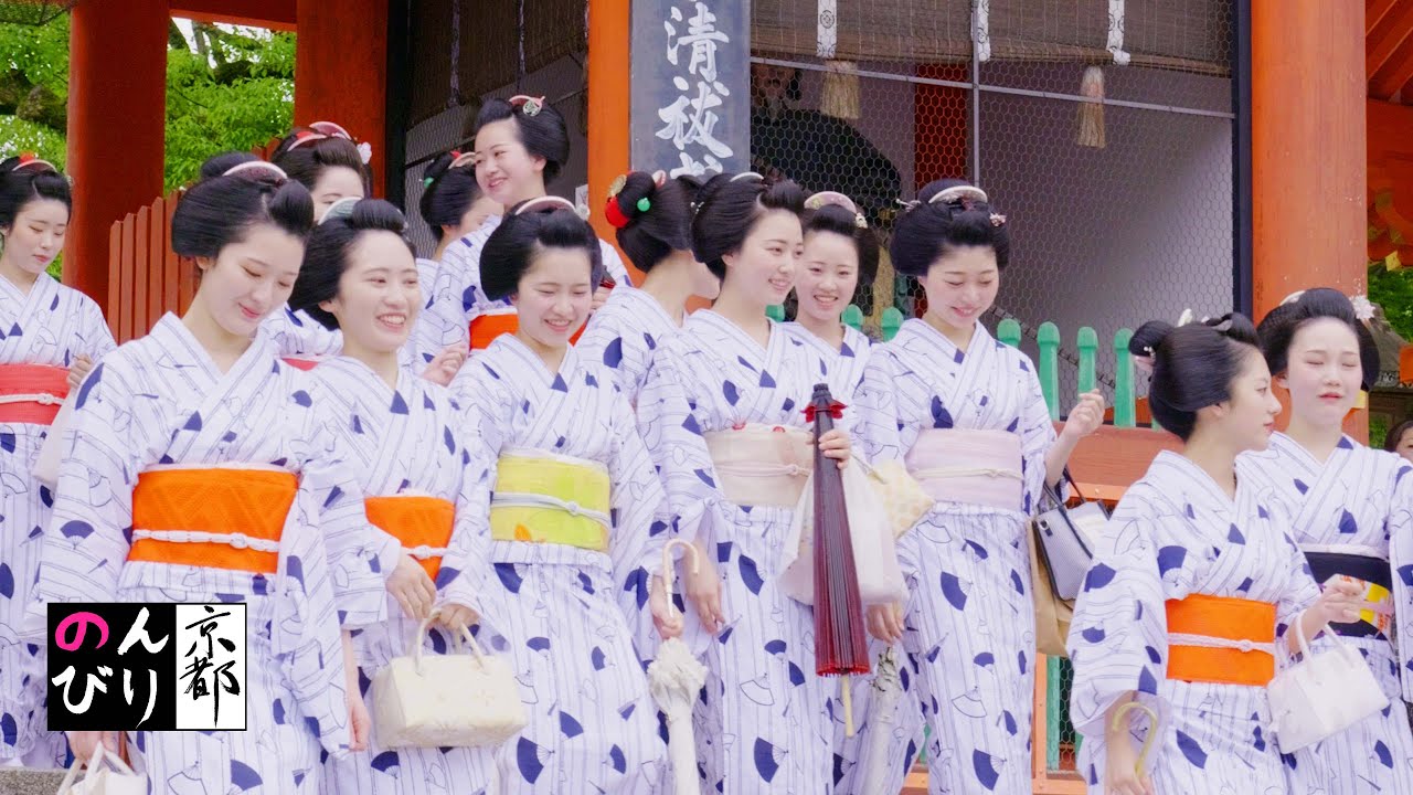 みやび会御千度 八坂神社 舞妓さん芸妓さん のんびり京都 Miyabikai