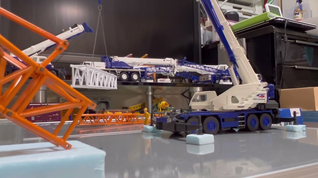 ミニチュアクレーン]1/50 タダノATF400G-6 内宮運輸機工ラフィングジブ