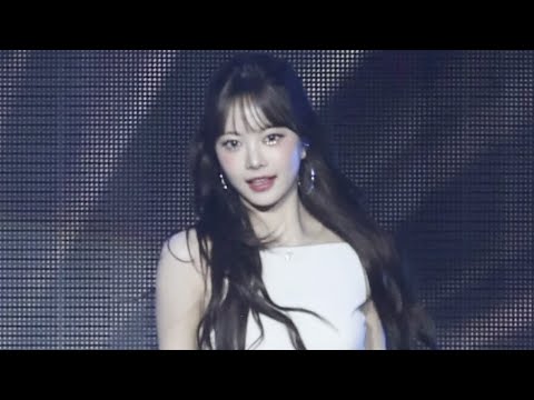 LE SSERAFIM 'Blue Flame' Hong Eunchae Focus (4K Vertical / 'EASY