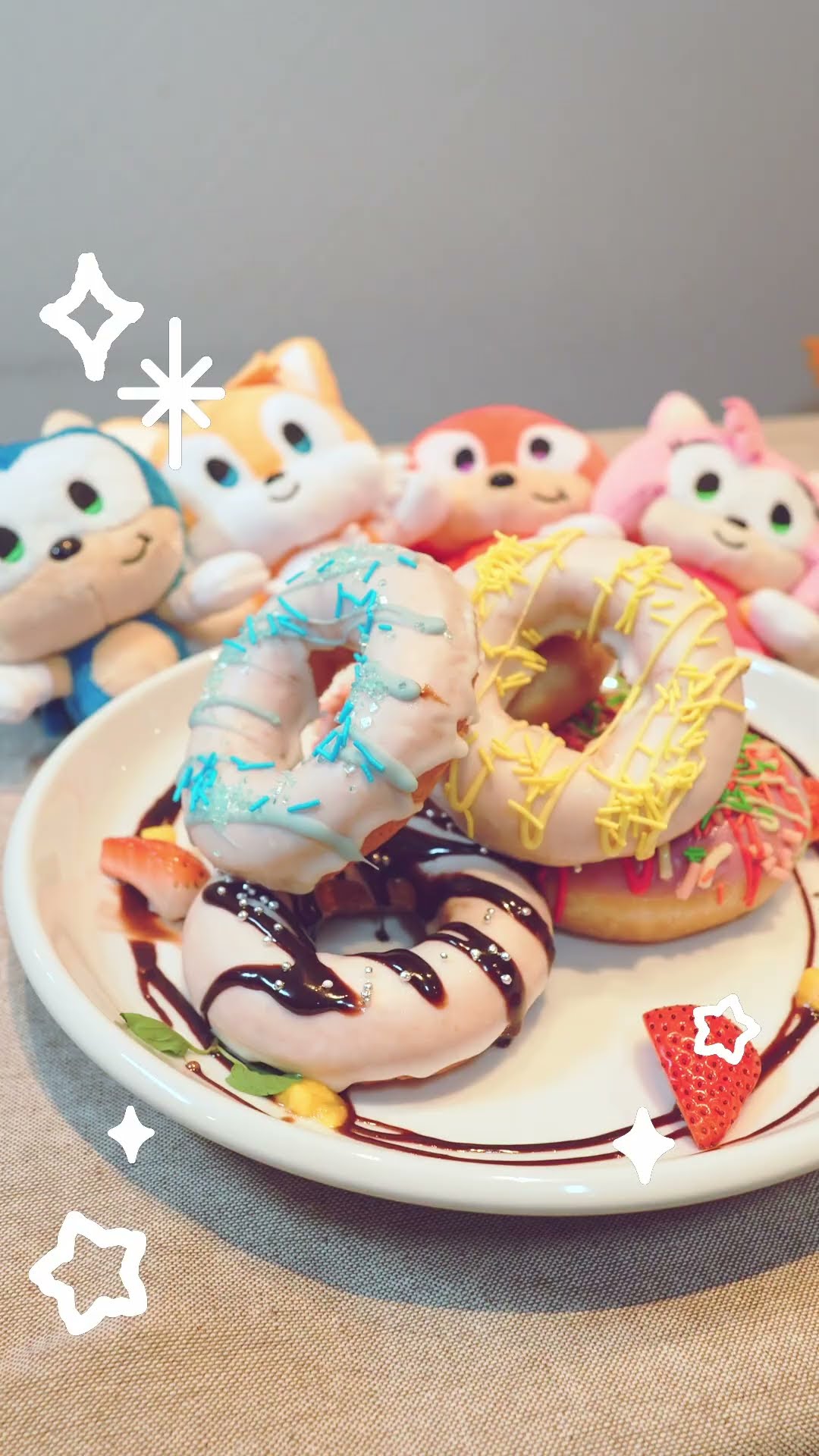 コラボカフェ『SONIC & FRIENDS CAFE』開催決定！ - YouTube