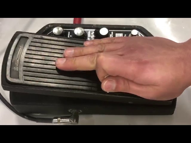 ジャパンヴィンテージ】Roland Double Beat AD-50 FUZZ&WAH PEDAL 1970