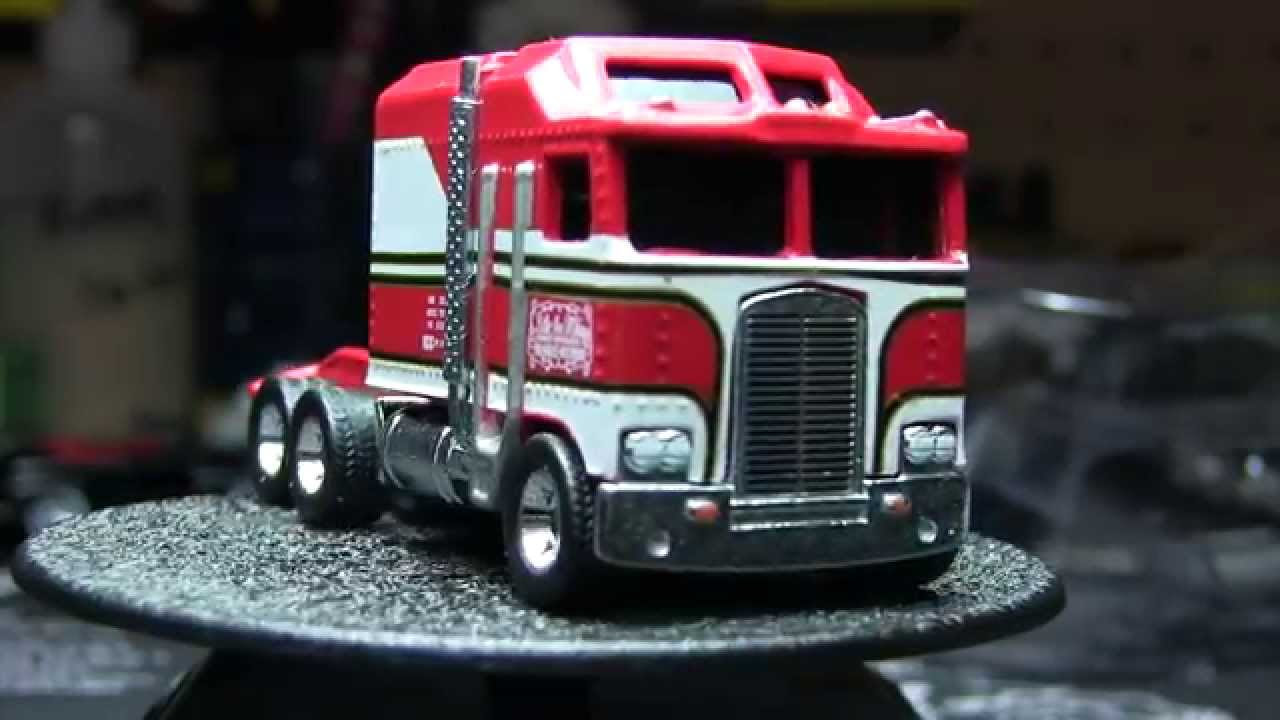 Hot Wheels Retro Entertainment : BJ and The Bear Thunder Roller