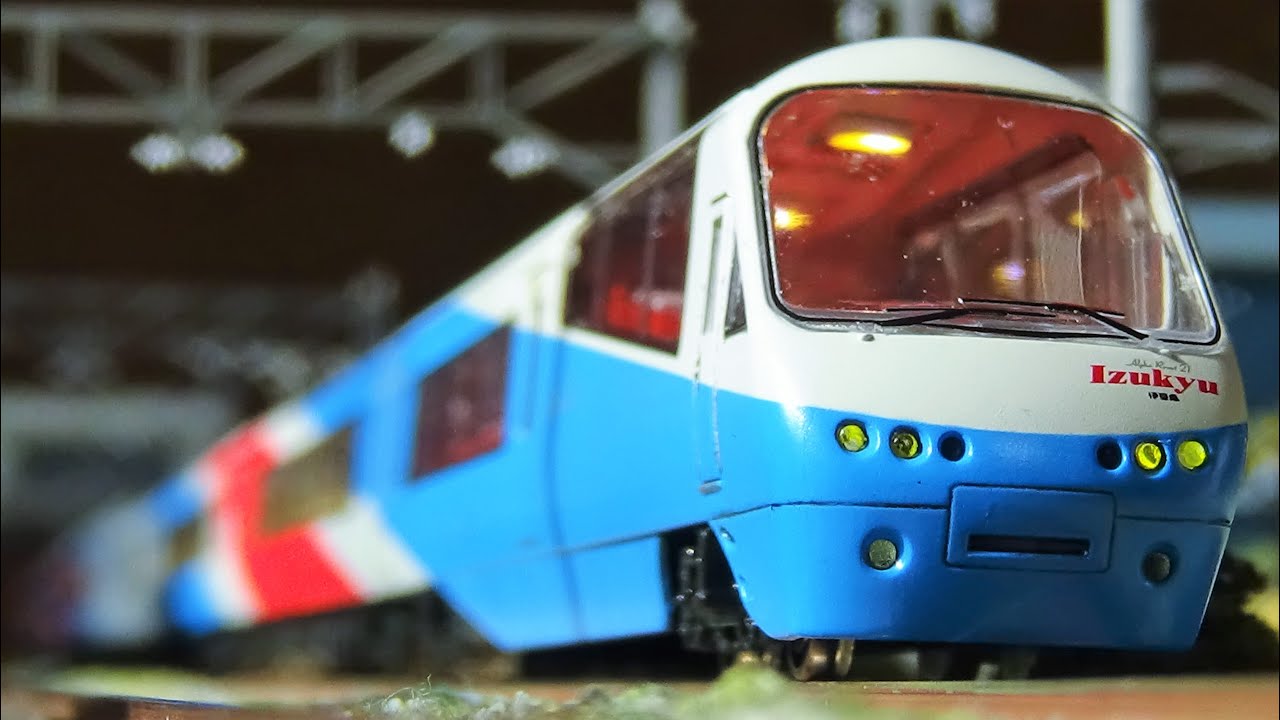 Nゲージ マイクロエース 伊豆急2100系 アルファリゾート21 走行シーン