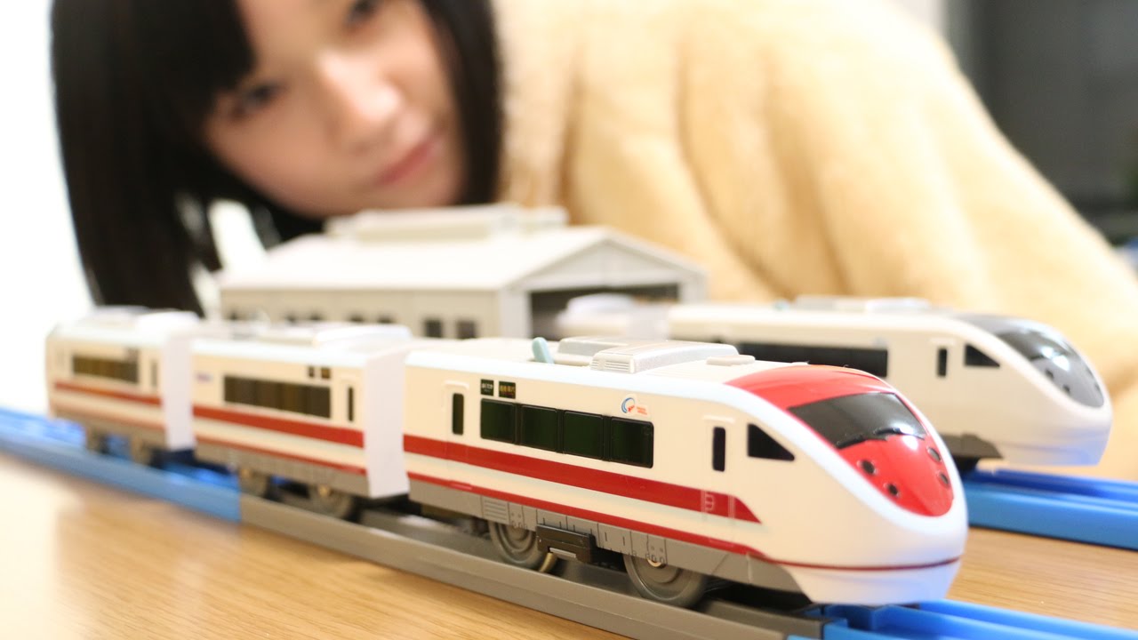 プラレール 681系スノーラビットとサンダーバード - YouTube