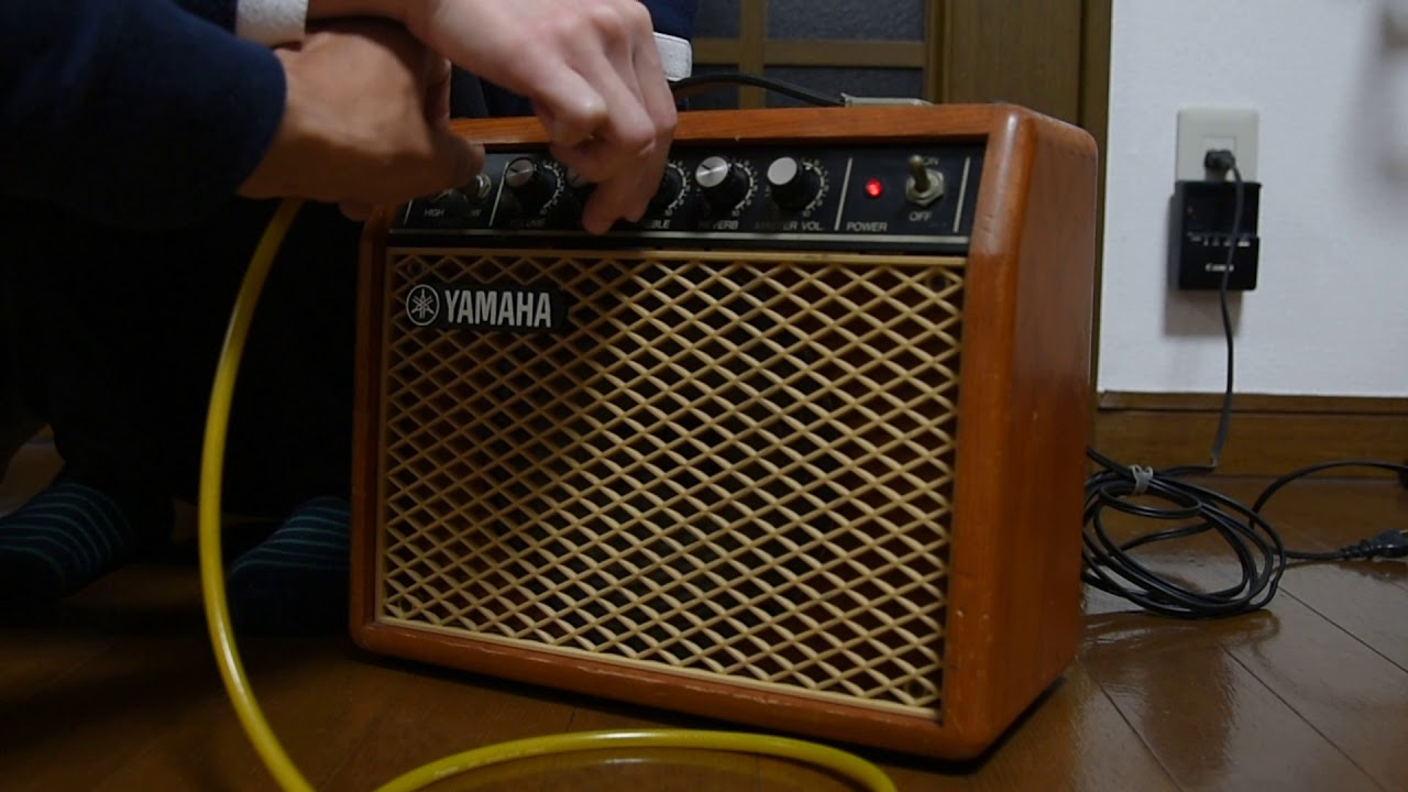 YAMAHA g-10w ヤマハのギターアンプ - YouTube