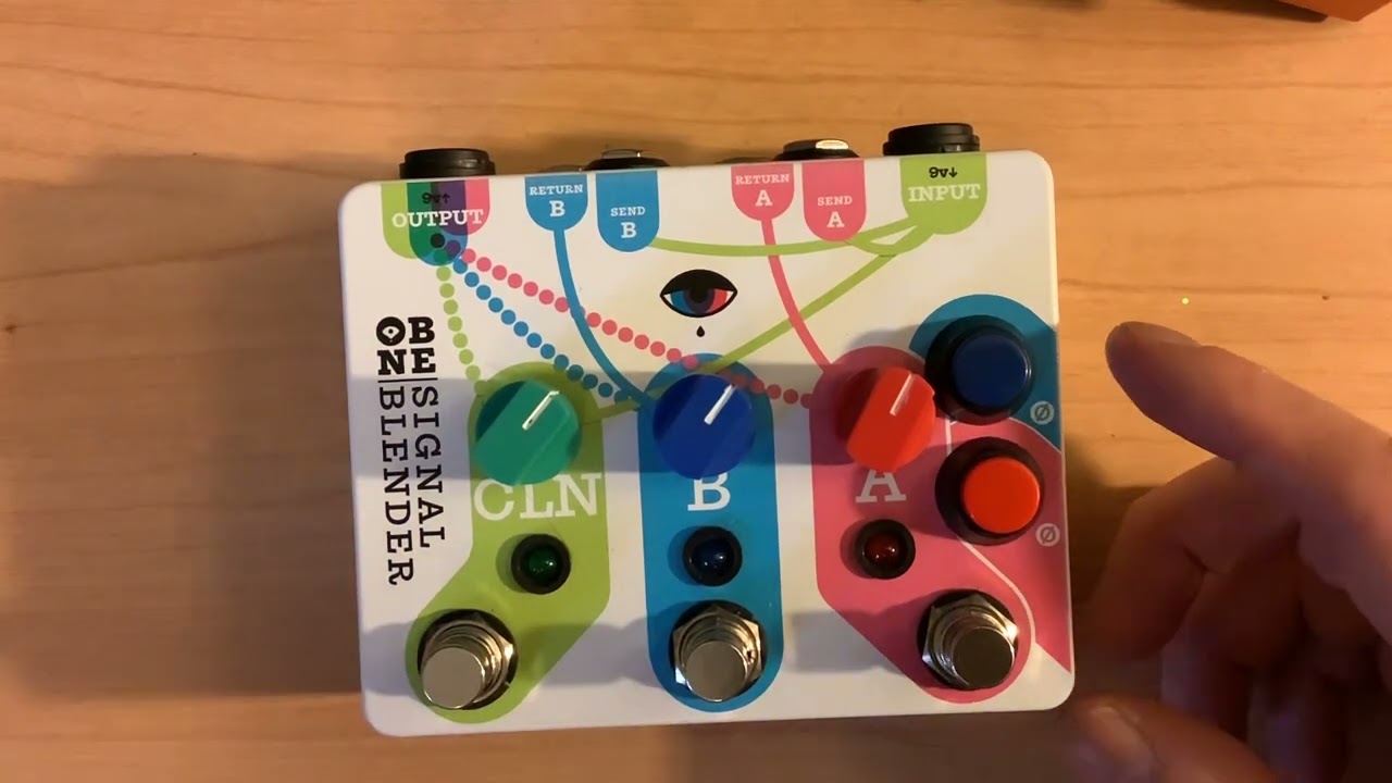 Old Blood Noise Endeavors (OBNE) Signal Blender - A pedal board