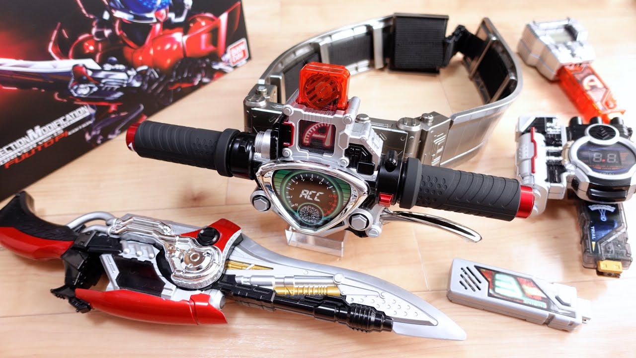 Transform into all forms of Kamen Rider Accel with the CSM version