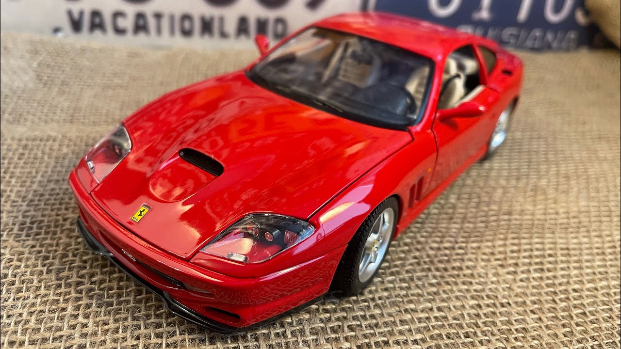 Ferrari 550 Maranello (1996) Scale 1:18 Model Car Review Diecast