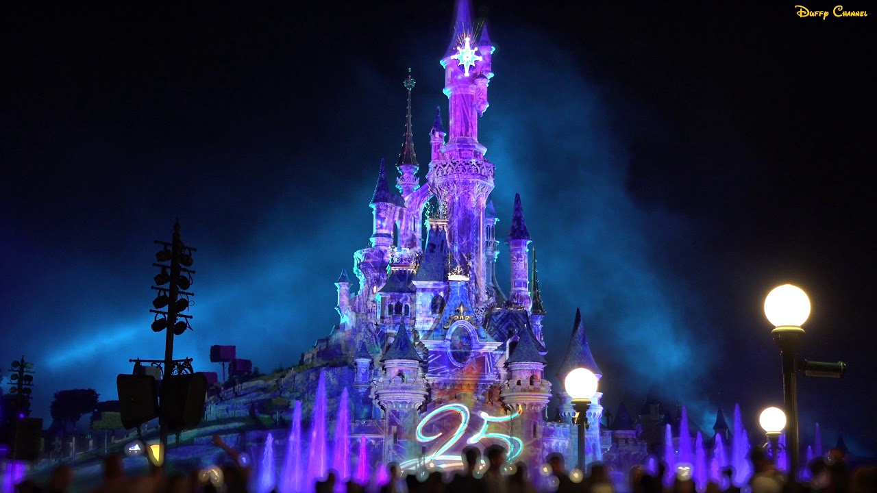 ºoº ディズニーランドパリ 25周年の眠れる森の美女のお城 Disneyland