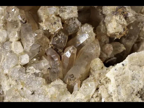 長野県茂来山産水晶クラスター351g｜国産天然石原石通販キラリ石