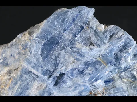 カイヤナイト (藍晶石)原石 296g｜天然石 原石 通販のキラリ石