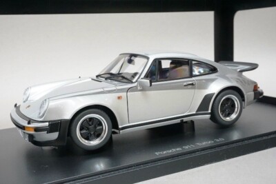 1/18 AUTOart Millennium 77971 Porsche 911 930 Turbo - Silver | eBay