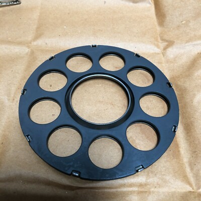 0788806 0788807 PLATE RETAINER FITS HITACHI ZX200 ZX230 ZX240