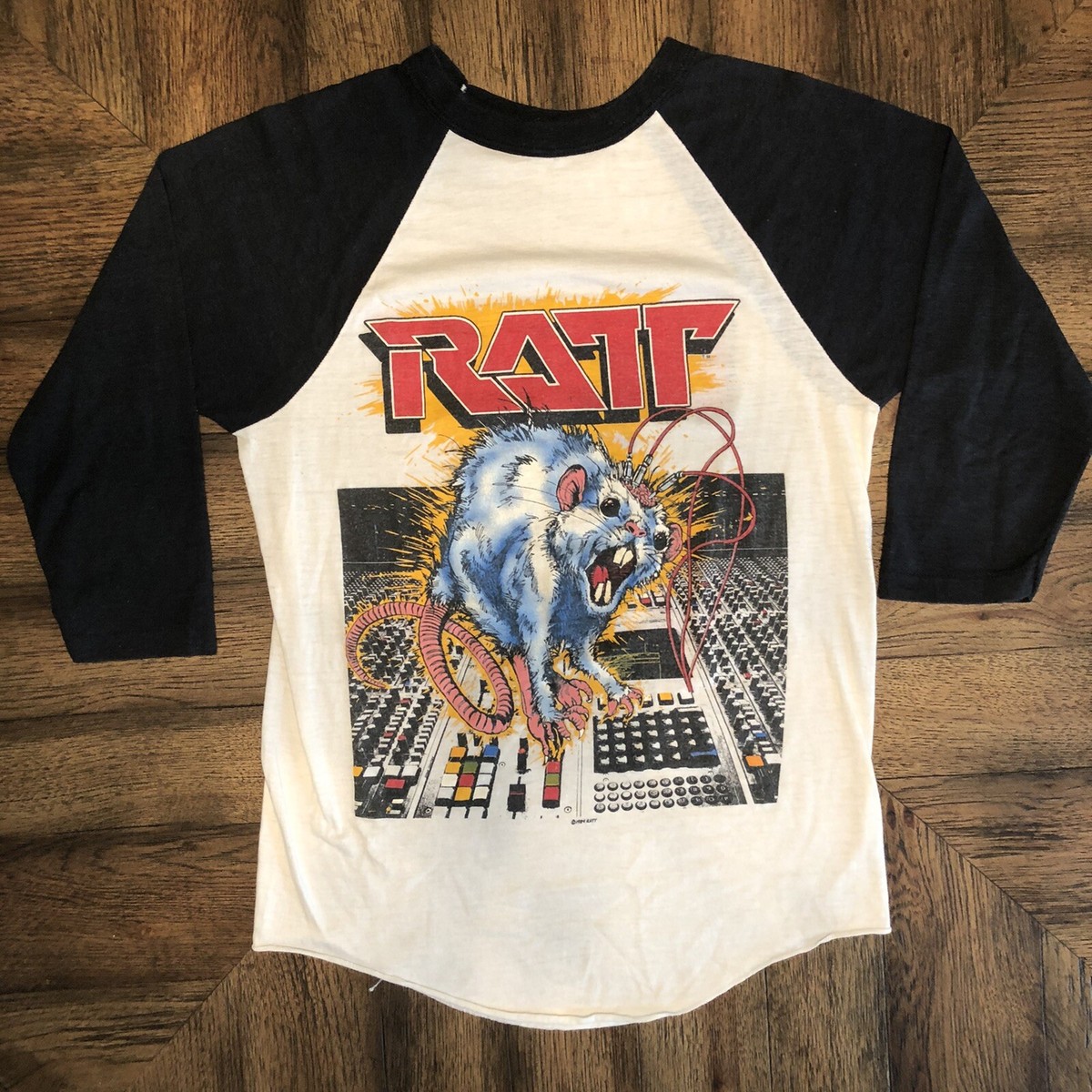 Vintage Ratt T-shirt 1984 Ratt 'N' Roll Tour ~ Single Stitch