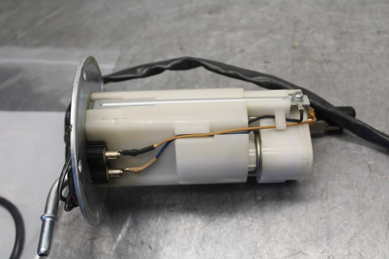 09-12 KAWASAKI NINJA ZX6R FUEL PUMP GAS PETROL SENDER UNIT 49040