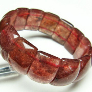 ストロベリークォーツ（苺水晶）の商品一覧｜銀座東道天然石専門店