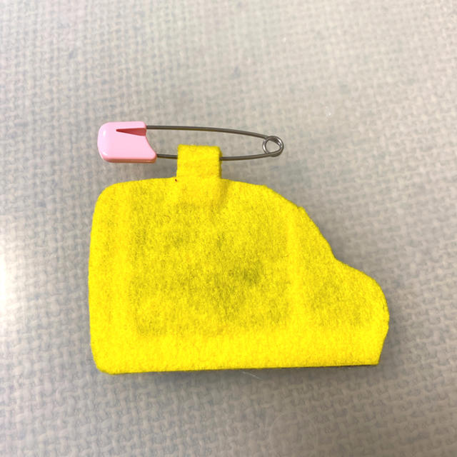 ドクターイエロー フェルト 名札 オーダー可能 電車 新幹線の通販 by