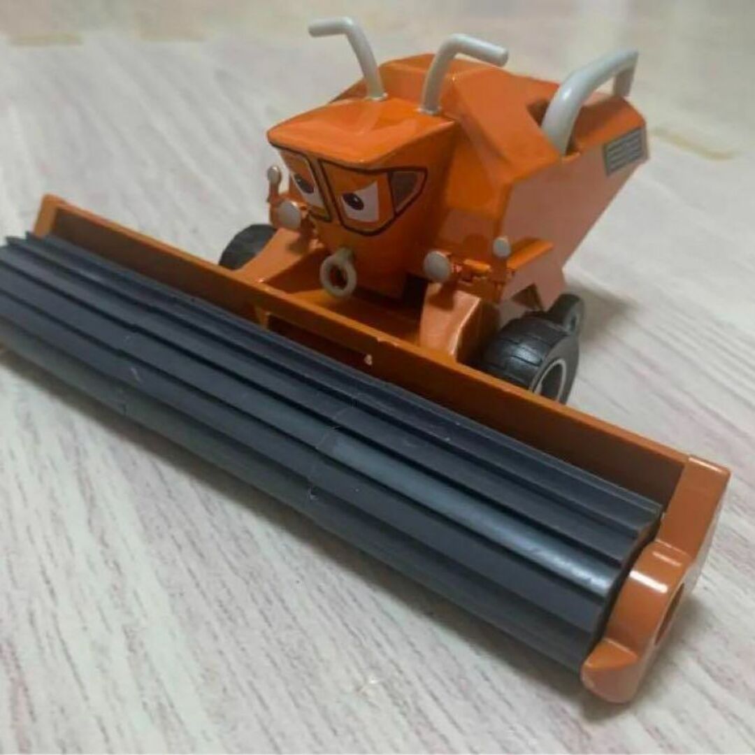 カーズ ミニカー ☆カーズ ☆ フランク コンバインの通販 by