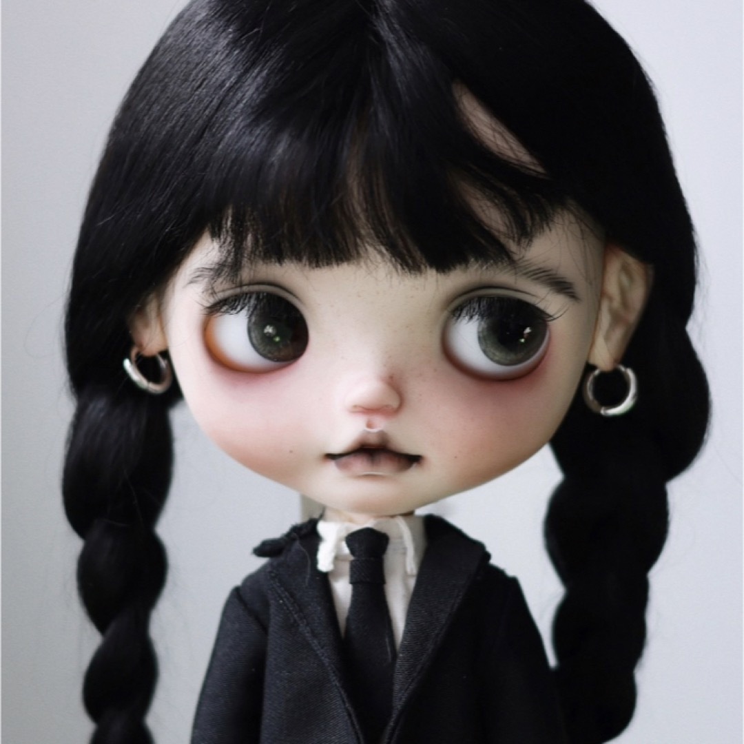 カスタムブライス 海外作家様 人形 ドール ダークスイート Wednesdayの