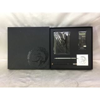 DIESEL - 【新品】DIESEL ルームマット ラグ Dロゴ ノベルティ 非売品