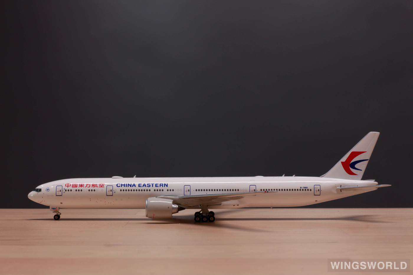 Phoenix 1:400 Boeing 777-300ER China Eastern 中国东方航空PH11585 B