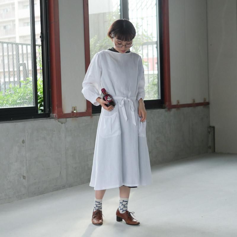 割烹着にもワンピースにもなるエプロン 【＆cocochi】